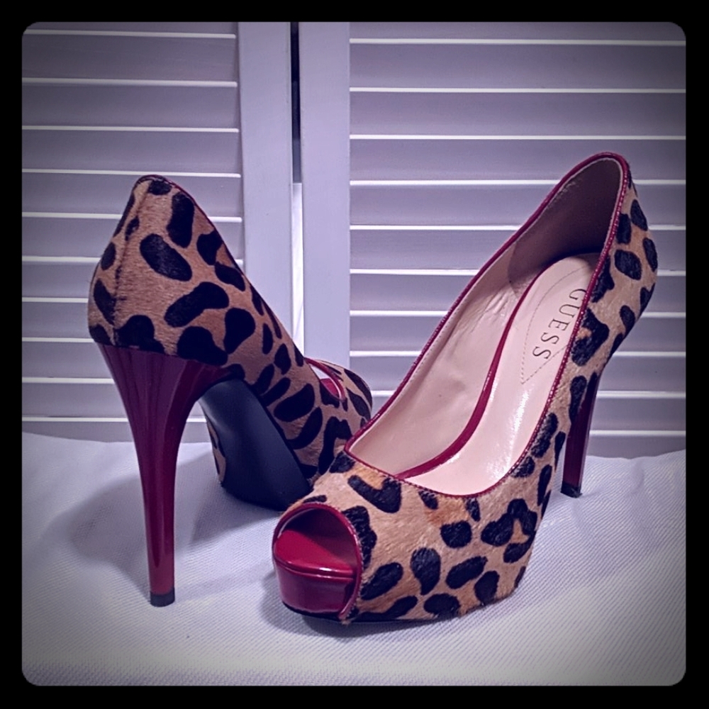 Guess leopard cow hair with red accent high heels